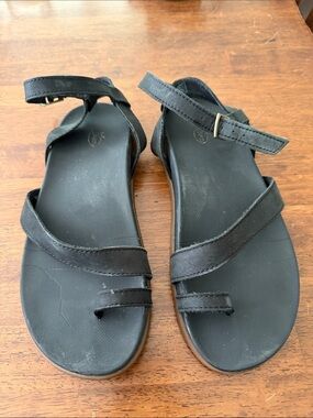 Women's Leather Black Ankle-Strap Flat Sandals